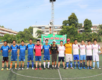 Giao hữu bóng đá giữa Đoàn thanh niên Công ty IDICO-CONAC và Đoàn thanh niên Ban quản lý đường sắt đô thị thành phố Hồ Chí Minh.